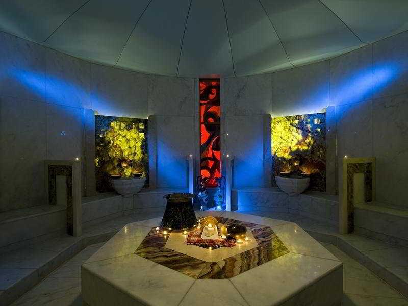 Blue Waters Club Hotel 5*