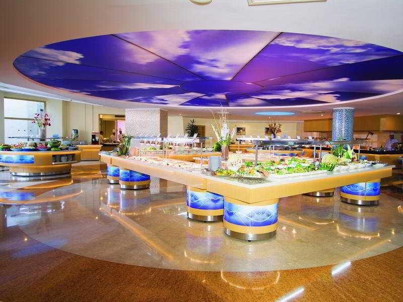Blue Waters Club Side